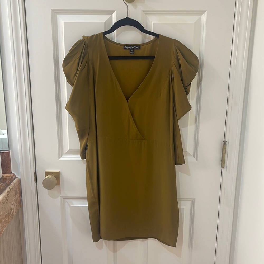 Elizabeth and James Green 100% Silk Long Sleeve Dress - Size Medium